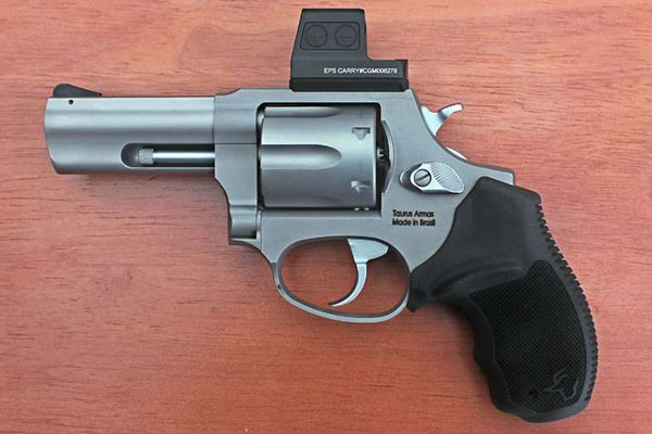 Review: The Illuminated Taurus Defender 856 T.O.R.O Revolver