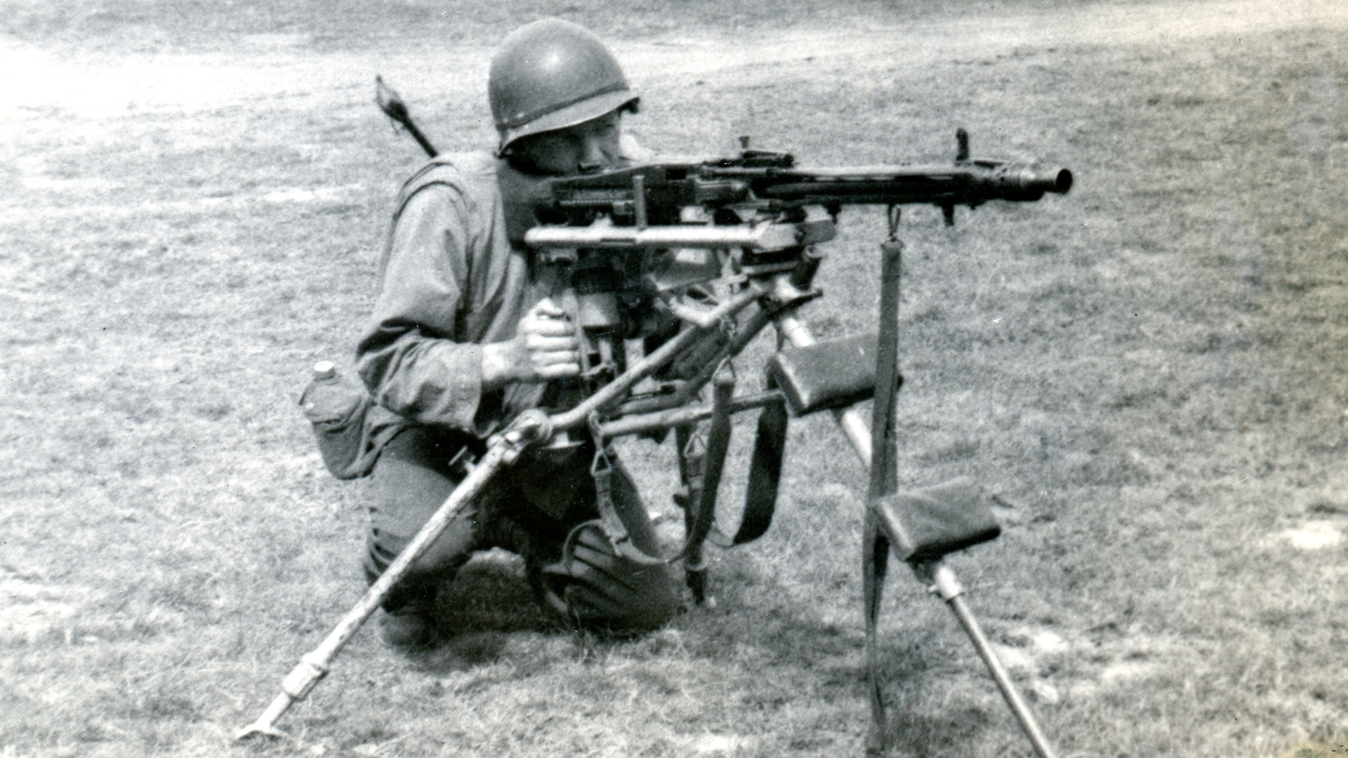 MG 42 on a Lafette tripod, displayed in Normandy during the summer of 1944. Photo courtesy of author’s collection.