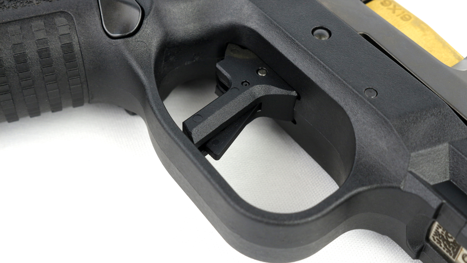 Review: FN 509 CC Edge XL closeup trigger guard black plastic gun frame