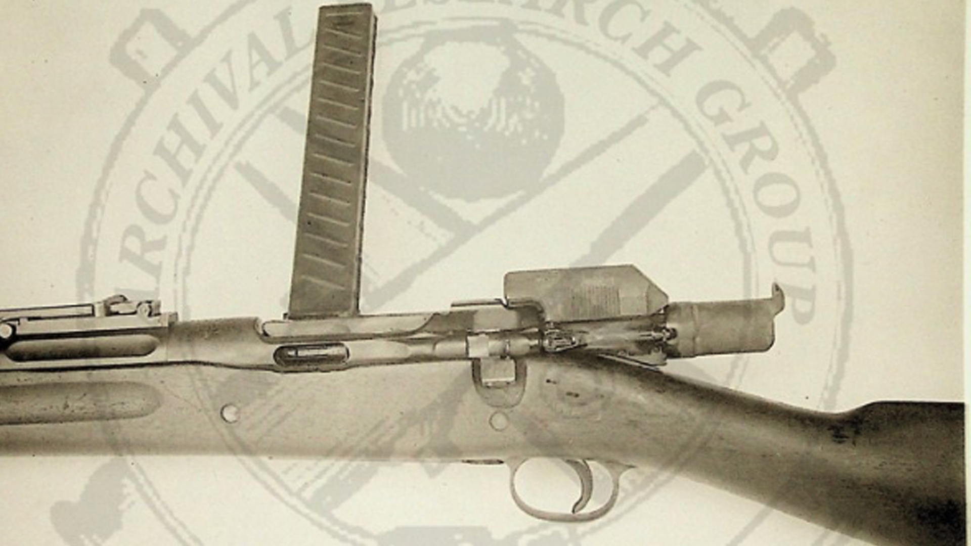 The most obvious modification to the M1903 Mark I rifles was the oval ejection port cut into the left side of the receiver, opposite the Pedersen magazine.