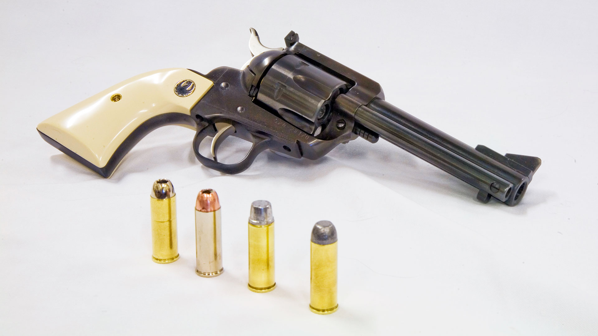 deer hunting s&w 19117 revolver45 colt