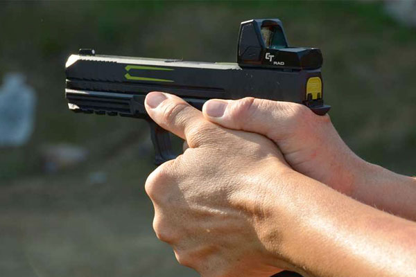5 Handgun Shooting Mistakes You Can Fix on Your Own Today