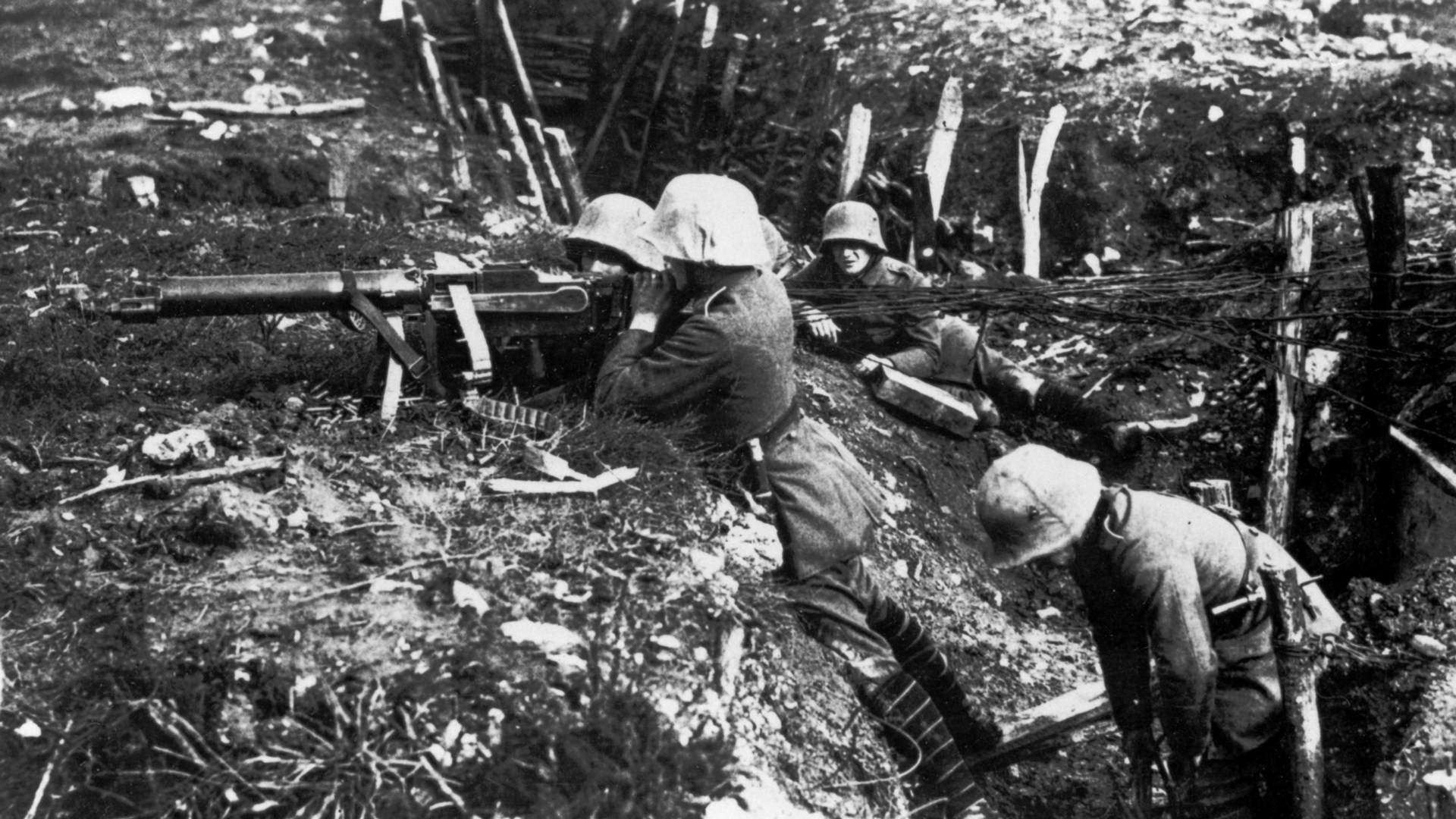 German troops training with the MG08/15 during World War One.  Library of Congress