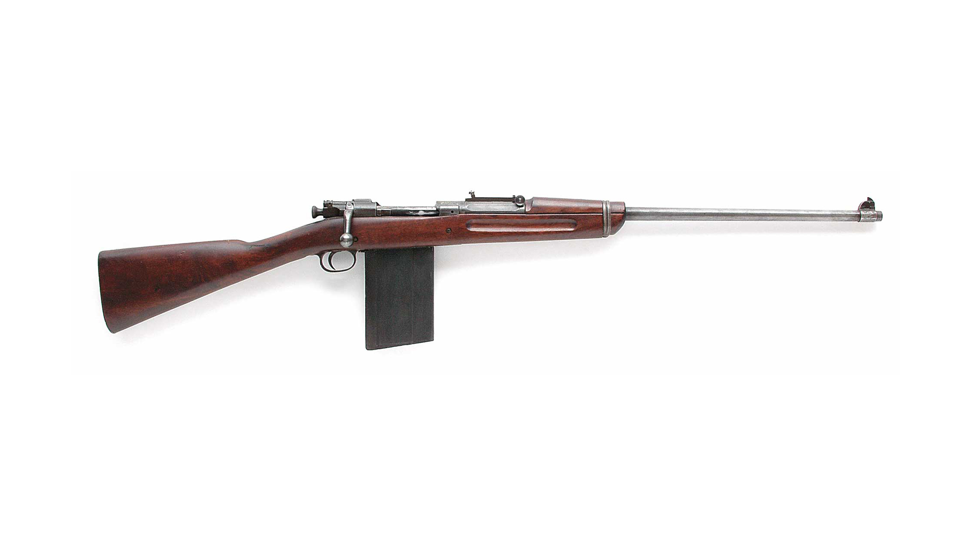the Air Service ’03 was essentially a standard M1903 service rifle with a specially made shortened stock and handguard, simplified rear sight, and a 25-round non-detachable extension magazine