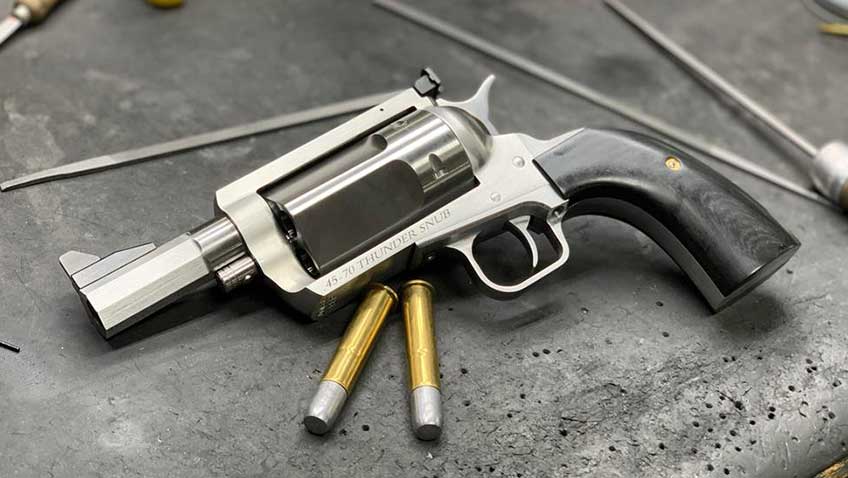 new DIE CAST 45 MAGNUM 8 SHOT BLACK METAL CAP GUN toy guns pistol shooter  new