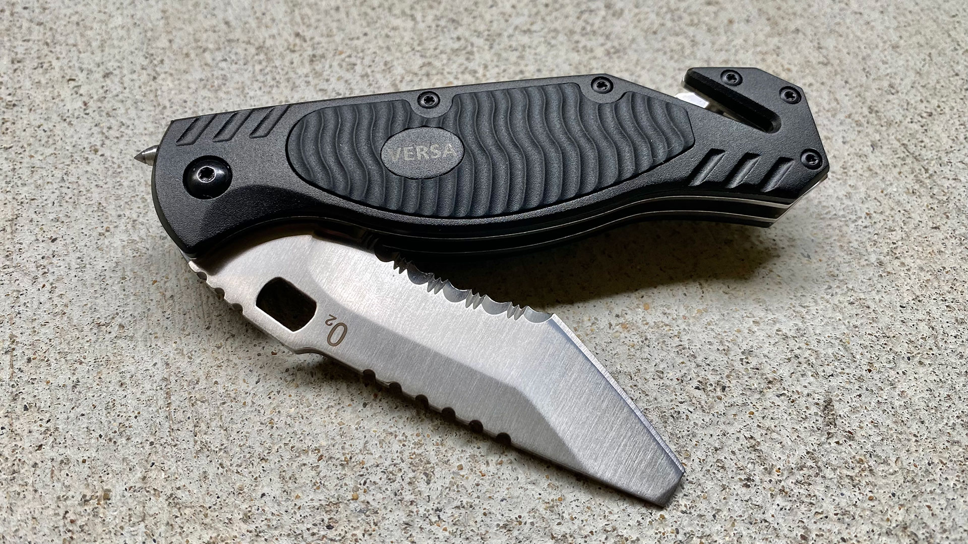 First Look: Outdoor Edge 2.2-Inch RazorMini Knife